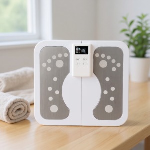 Masseur de Jambes Favorisant la Circulation sur table en bois Masseur de Jambes Favorisant la Circulation sur table en bois