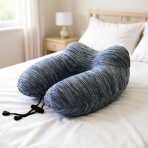 Gonflable coussin de voyage en forme de U pour le lit dans la chambre Gonflable coussin de voyage en forme de U pour le lit dans la chambre