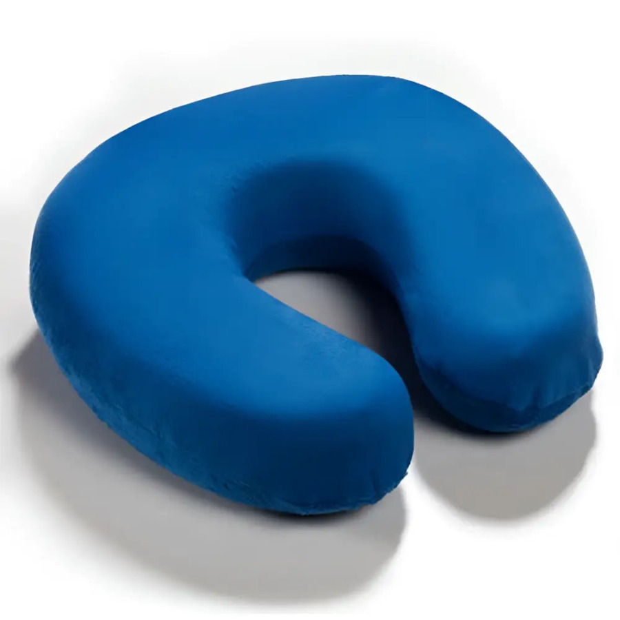 Voyagez avec un confort optimal grâce à notre Coussin Ergonomique en Forme de U, pensé pour vous accompagner partout. Que ce soit en avion, en train ou en voiture, il enveloppe délicatement votre nuque et vos épaules pour un maintien doux et un soutien fiable. Sa forme en U épouse parfaitement les contours de votre cou, vous aidant à relâcher les tensions accumulées pendant les longs trajets. Légère et facile à transporter, elle se glisse dans votre sac sans effort. Offrez-vous une pause détente à chaque voyage et arrivez à destination frais et dispos, prêt à profiter de chaque instant. Son tissu doux et respirant favorise une sensation de bien-être immédiate, tandis que sa mousse à mémoire de forme s'adapte à votre morphologie pour un confort personnalisé. Idéale pour les déplacements fréquents ou les escapades occasionnelles, elle vous rappelle de garder une posture droite et relâchée, même assis pendant des heures. Avec Redresse Dos, transformez chaque trajet en un moment de pur répit.